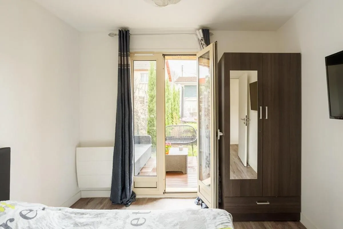 Ferienwohnung L'Escapade Parisienne Aulnay-sous-Bois 0*,
